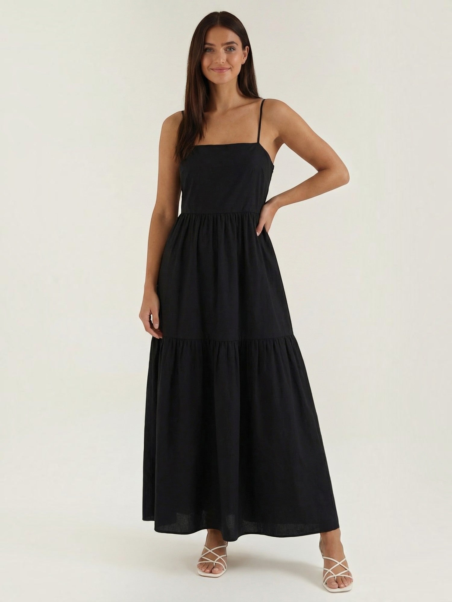 Robe femme longue encolure carrée bretelles fines fluide