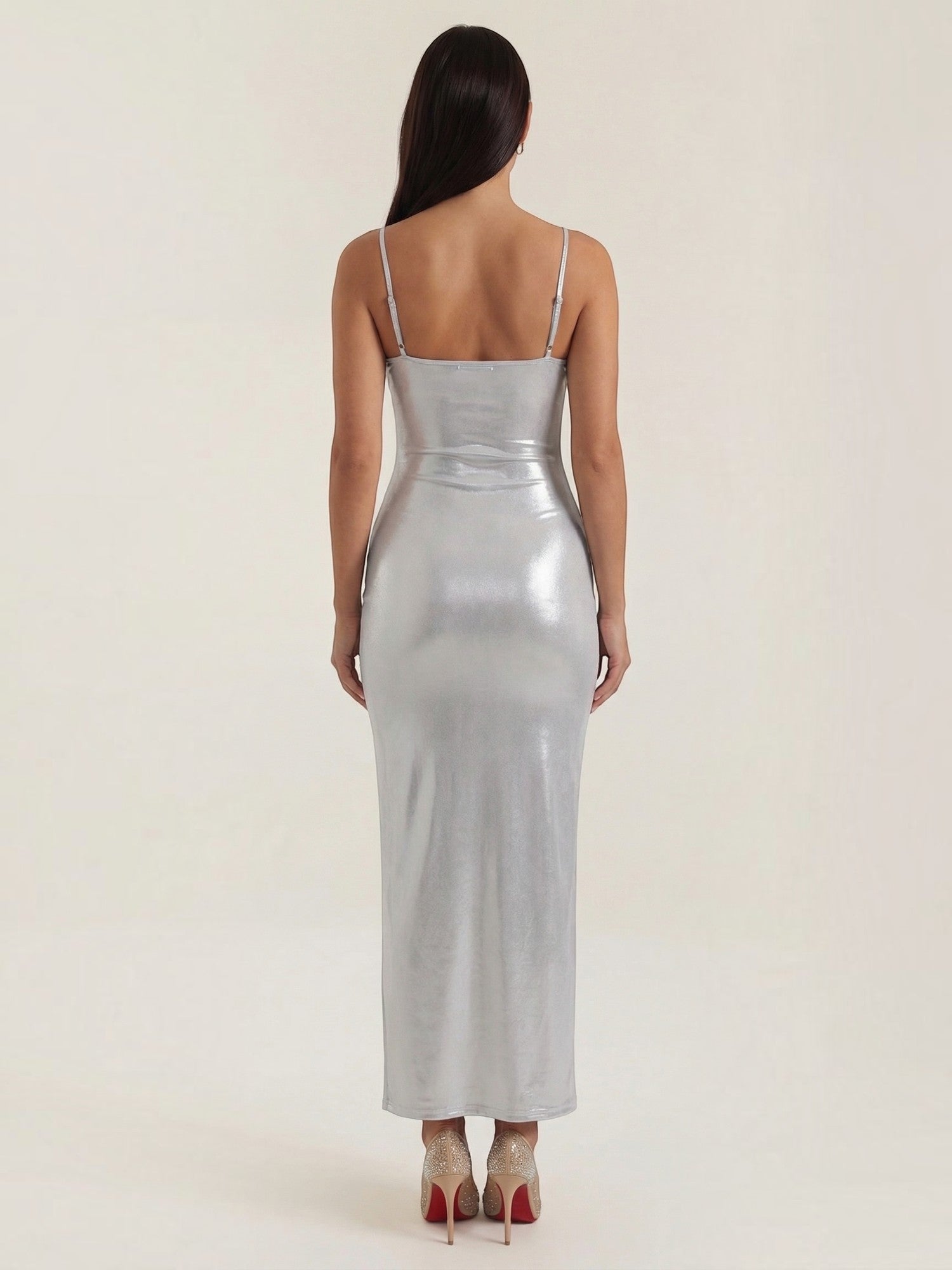Robe femme soirée métallisée à fines bretelles – Image 5