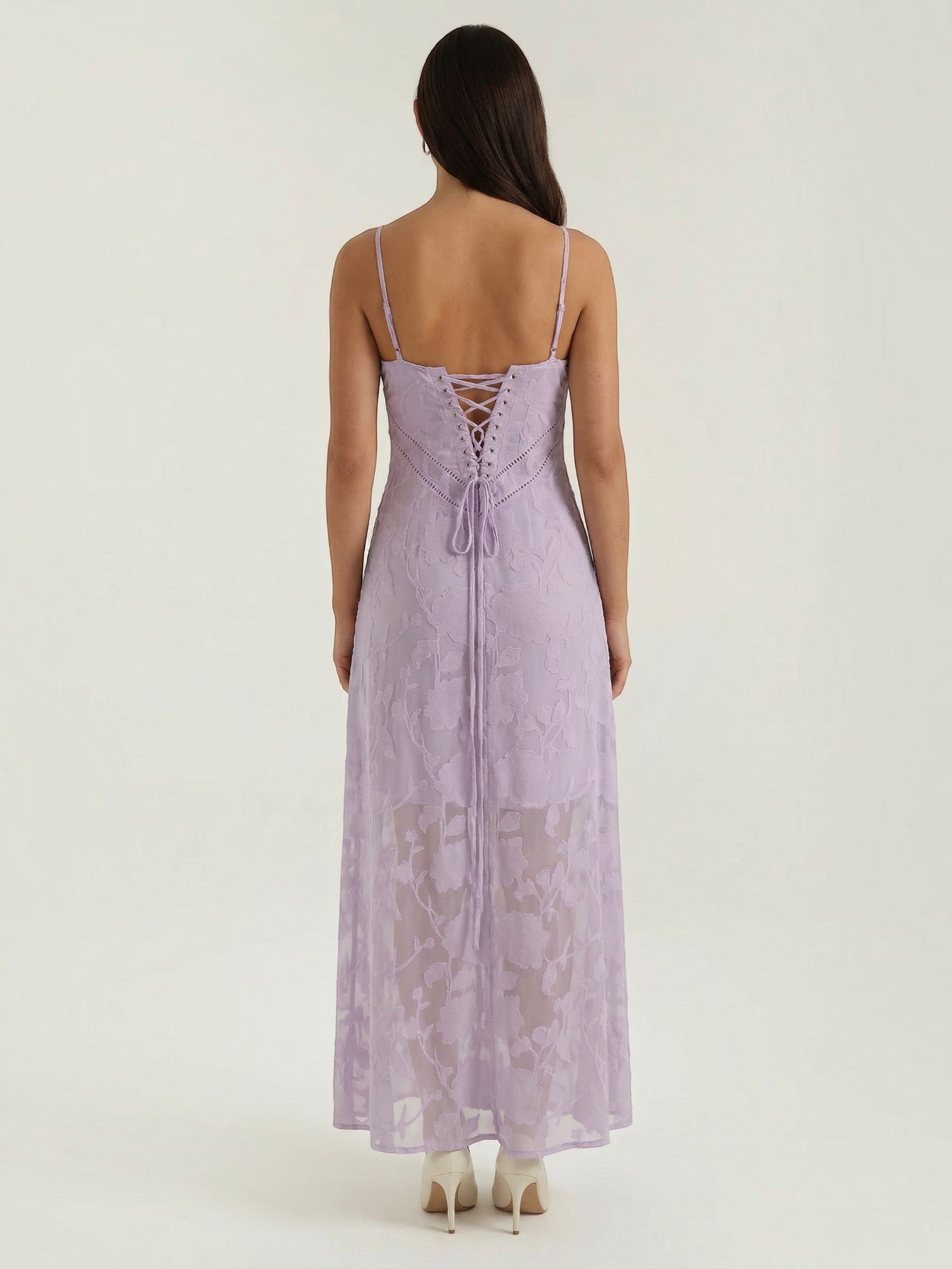 Robe femme longue décolleté cœur à fines bretelles – Image 16