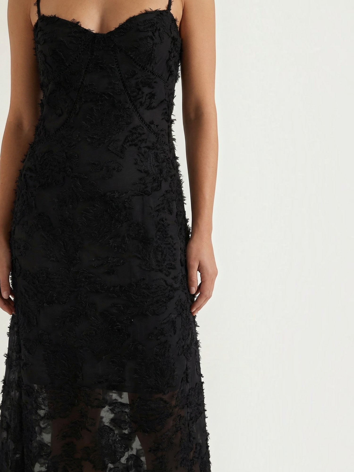 Robe femme longue décolleté cœur à fines bretelles – Image 23