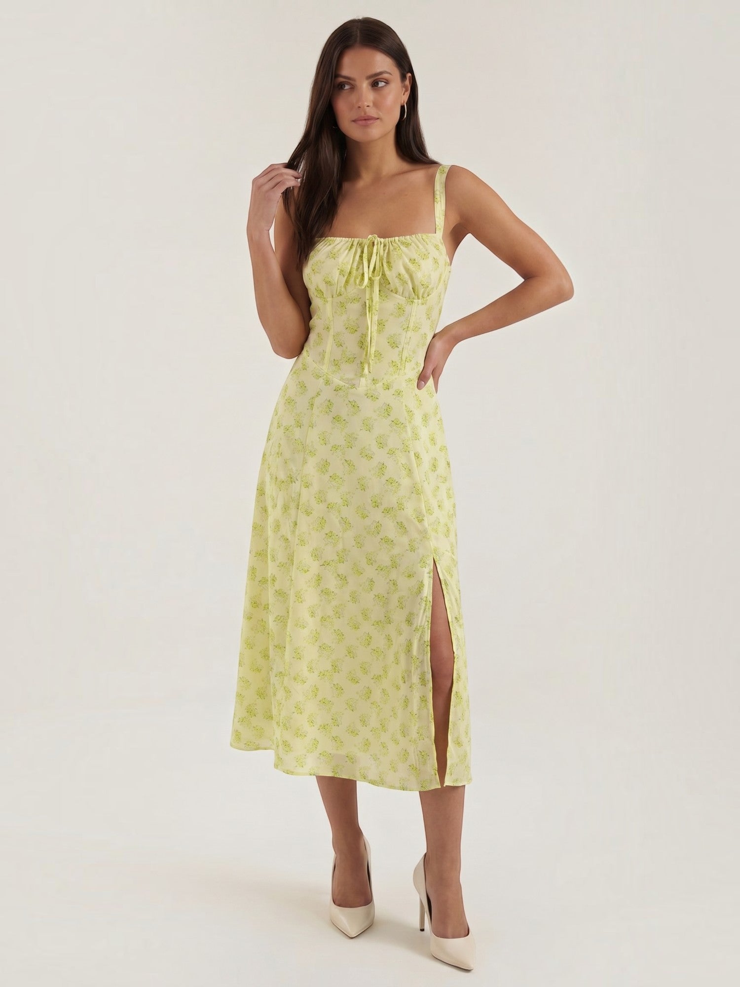 Robe femme imprimé floral encolure cœur froncée fluide – Image 2