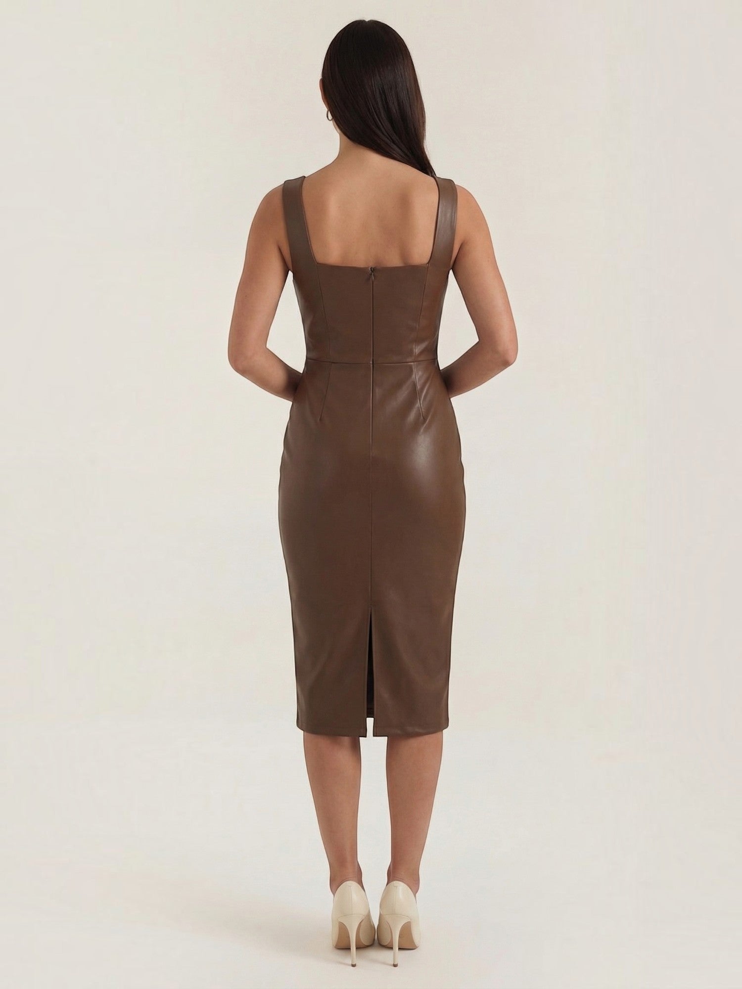 Robe femme similicuir col carré ajustée pour soirée chic – Image 9